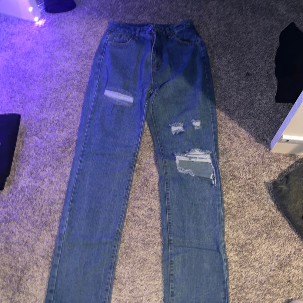 shein medium wash straight leg ripped jeans
